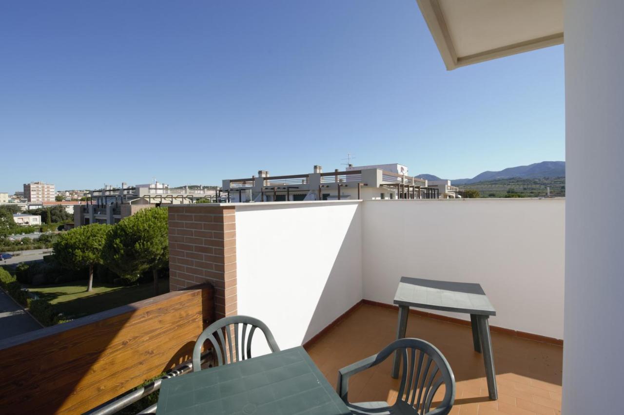Aparthotel Le Residenze Di Santa Costanza - Mirto/Corbezzolo San Vincenzo Exterior foto